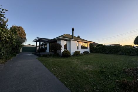 Photo of property in 37 Springbank Street, Bryndwr, Christchurch, 8053