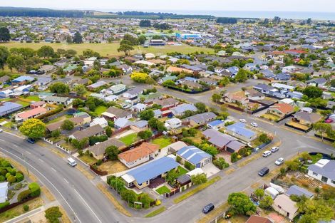 Photo of property in 1 Tapiri Street, Parklands, Christchurch, 8083