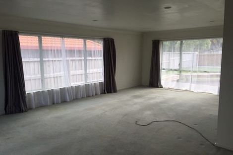 Photo of property in 12 Keywella Drive, Conifer Grove, Takanini, 2112