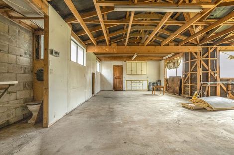 Photo of property in 122 Seaview Road, Paraparaumu Beach, Paraparaumu, 5032