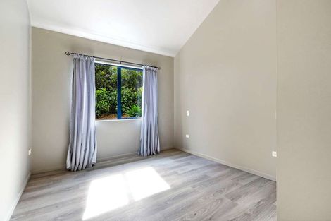 Photo of property in 9 Dudley Crescent, Cable Bay, 0420