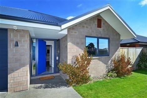 Photo of property in 25 Merrilees Place, Linwood, Christchurch, 8062