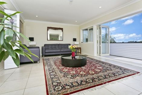Photo of property in 4 Kiri Place, Mairangi Bay, Auckland, 0630