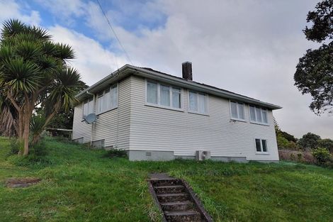 Photo of property in 4 Hereford Street, Cannons Creek, Porirua, 5024