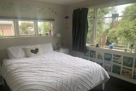 Photo of property in 111 Suva Street, Upper Riccarton, Christchurch, 8041