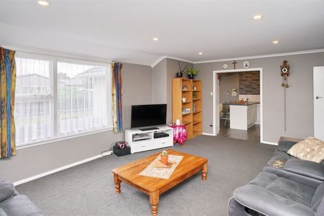 Photo of property in 44a Greenhaven Drive, Burwood, Christchurch, 8083
