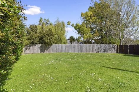 Photo of property in 13 Chatham Avenue, Paremoremo, Auckland, 0632