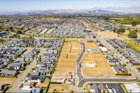 Photo of property in 10 Perehia Mews, Marshland, Christchurch, 8083