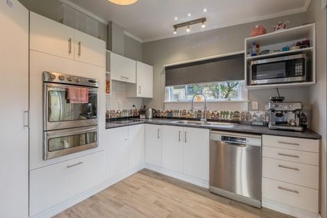 Photo of property in 12 Brogden Street, Otane, 4202