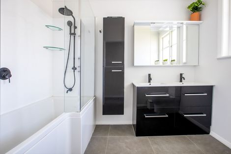 Photo of property in 5 Madden Place, Solway, Masterton, 5810