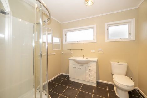 Photo of property in 15 Wavell Crescent, Lansdowne, Masterton, 5810