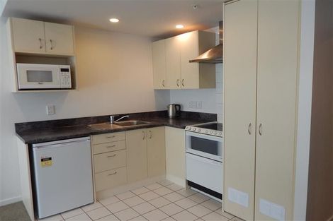 Photo of property in Terrace Heights Apartments, 6b/163 The Terrace, Wellington Central, Wellington, 6011
