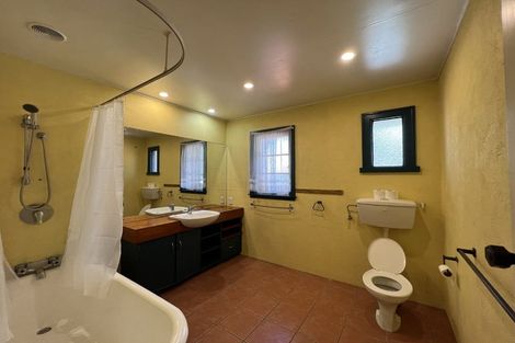 Photo of property in 292 Western Hills Drive, Avenues, Whangarei, 0110