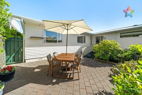 Photo of property in 18 Panorama Grove, Harbour View, Lower Hutt, 5010