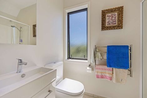 Photo of property in 19 Glen Evans Crescent, Fairfield, Lower Hutt, 5011