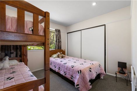 Photo of property in 25b Queens Avenue, Waikuku Beach, 7402