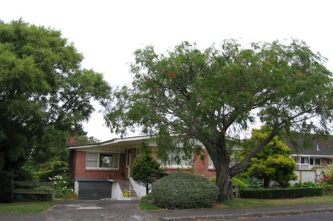 Photo of property in 32 Holland Road, Hillcrest, Auckland, 0627