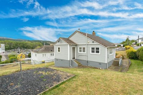 Photo of property in 7 Edinburgh Street, Green Island, Dunedin, 9018