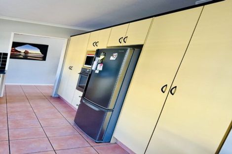 Photo of property in 15 Cate Road, Rototuna, Hamilton, 3210