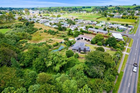 Photo of property in 19 Clifford Road, Eltham, 4322