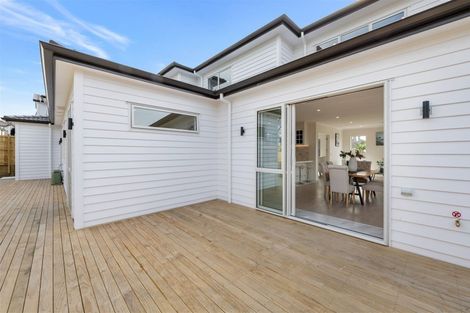 Photo of property in 13 Drumconnell Drive, Flat Bush, Auckland, 2019