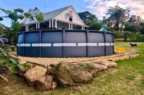 Photo of property in 402 Waipu Caves Road, Waipu, Whangarei, 0178