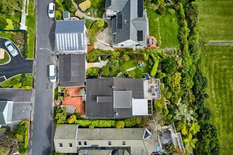 Photo of property in 5 Tui Road, Days Bay, Lower Hutt, 5013