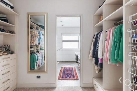 Photo of property in 1/98 Harbour Drive, Otumoetai, Tauranga, 3110