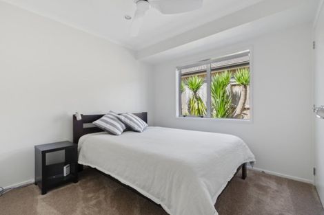 Photo of property in 6 Pohutukawa Place, Karaka, Papakura, 2113