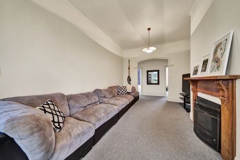 Photo of property in 3 Campbell Street, Hawera, 4610