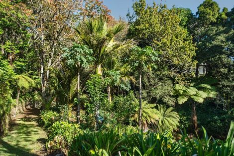 Photo of property in 64 Cutfield Road, New Plymouth, 4310