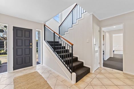 Photo of property in 4 Ingle Avenue, Waipahihi, Taupo, 3330