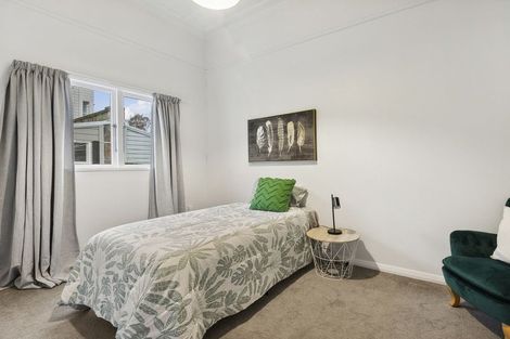 Photo of property in 12 Macbeth Street, Caversham, Dunedin, 9012