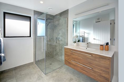 Photo of property in 44 Constitution Avenue, Milton, 9220