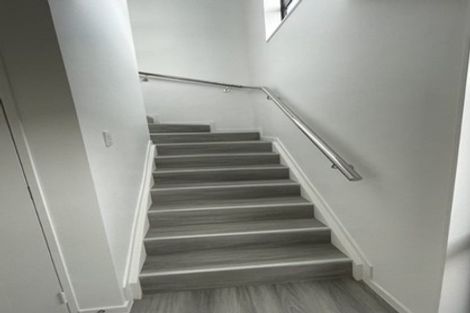 Photo of property in 9e Julian Place, Otara, Auckland, 2023