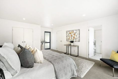 Photo of property in 2/26 Blenheim Street, Glenfield, Auckland, 0629