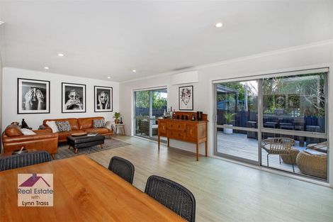 Photo of property in 10 Madison Place, Morningside, Whangarei, 0110