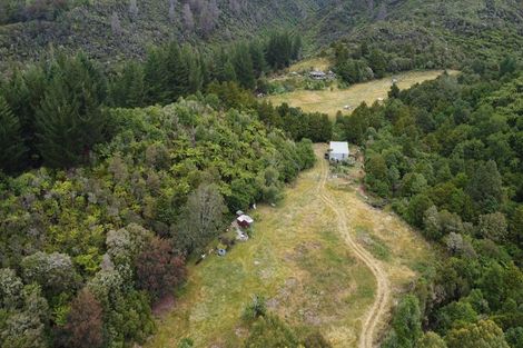 Photo of property in 272 Uruwhenua Road, Upper Takaka, Takaka, 7183