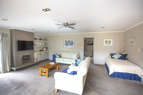 Photo of property in 509b Beach Road, Whangamata, 3620
