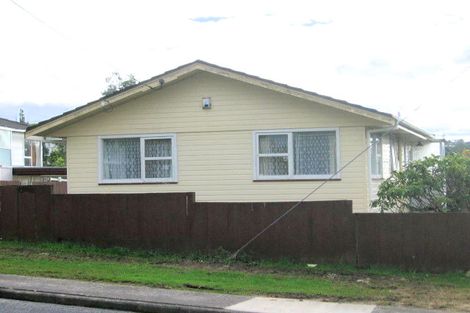 Photo of property in 14 Helena Street, Massey, Auckland, 0614