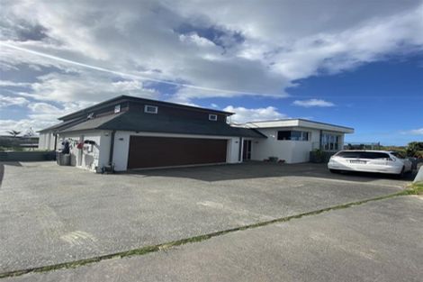 Photo of property in 125 Bream Bay Drive, Ruakaka, 0116