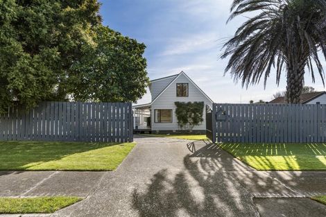 Photo of property in 4 Bishoprick Crescent, Te Puke, 3119