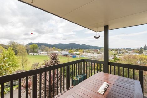 Photo of property in 13 Treeton Place, Wakefield, 7025