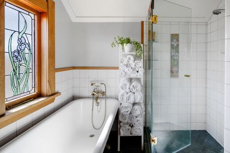 Photo of property in 5 Te Aroha Street, Hamilton East, Hamilton, 3216