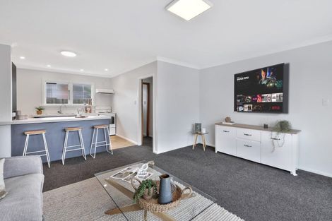 Photo of property in 2/84 Roberta Drive, Somerfield, Christchurch, 8024