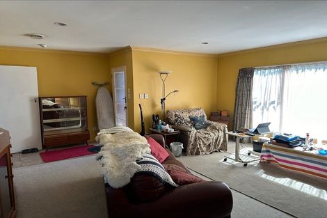 Photo of property in 14 Strathmore Avenue, Levin, 5510