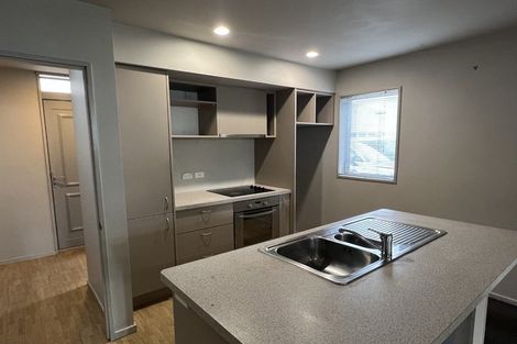 Photo of property in 76a Packe Street, Edgeware, Christchurch, 8013