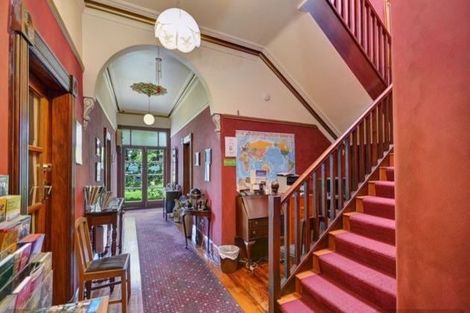 Photo of property in Grandview, 2 Grant Street, Dunedin Central, Dunedin, 9016