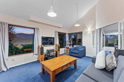 Photo of property in 66 Holborn Drive, Stokes Valley, Lower Hutt, 5019