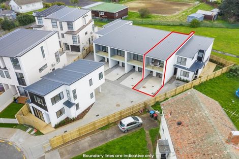 Photo of property in 5b Kahu Road, Paremata, Porirua, 5024